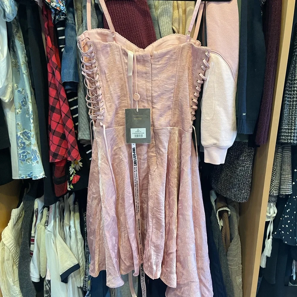 House of CB: Lola Pink Jacquard Asymmetrical Dress - Picture 5 of 6